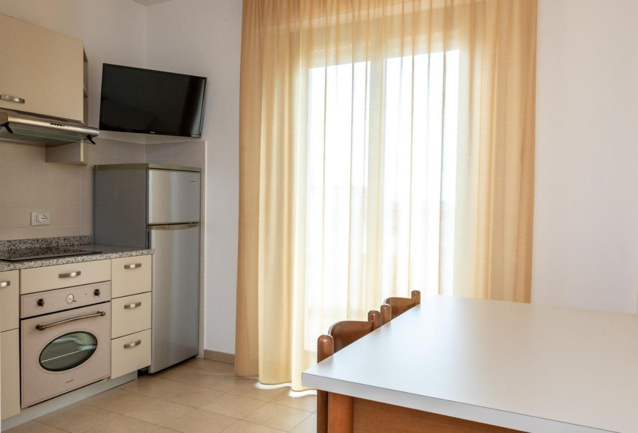 Residence Alla Rotonda Τζεσόλο Λίντο Δωμάτιο φωτογραφία