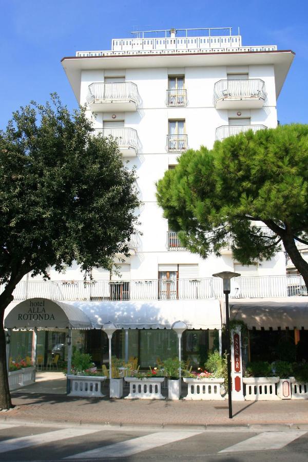 Residence Alla Rotonda Τζεσόλο Λίντο Εξωτερικό φωτογραφία